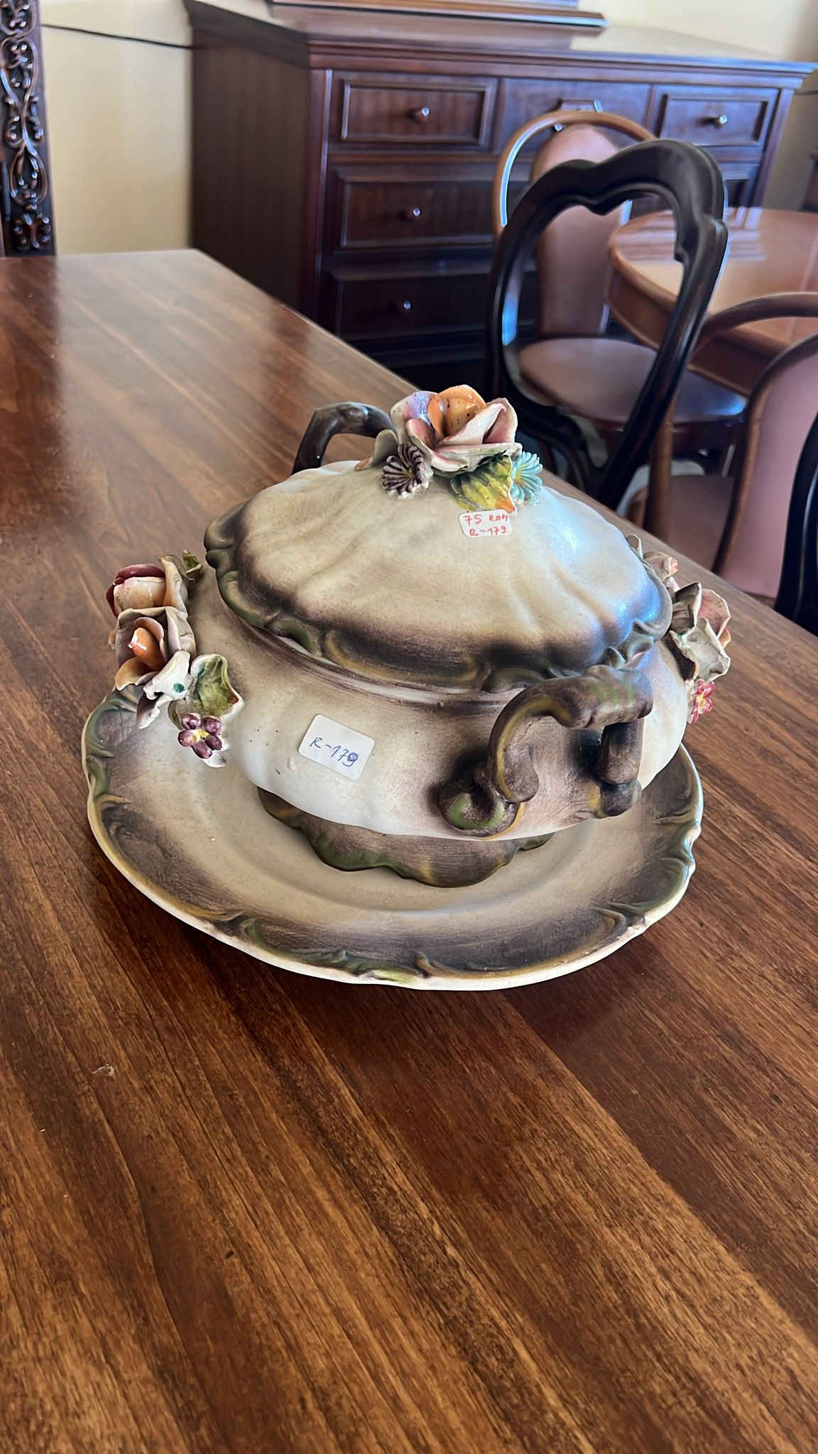 Supieră decorativă vintage cu flori R-179