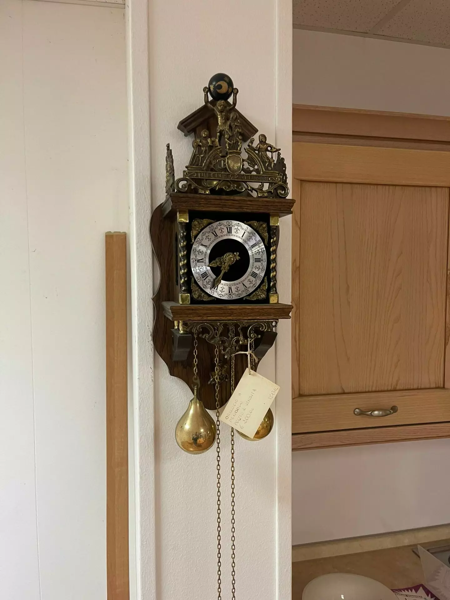 Ceas cu pendul de lemn in stil italian R-993