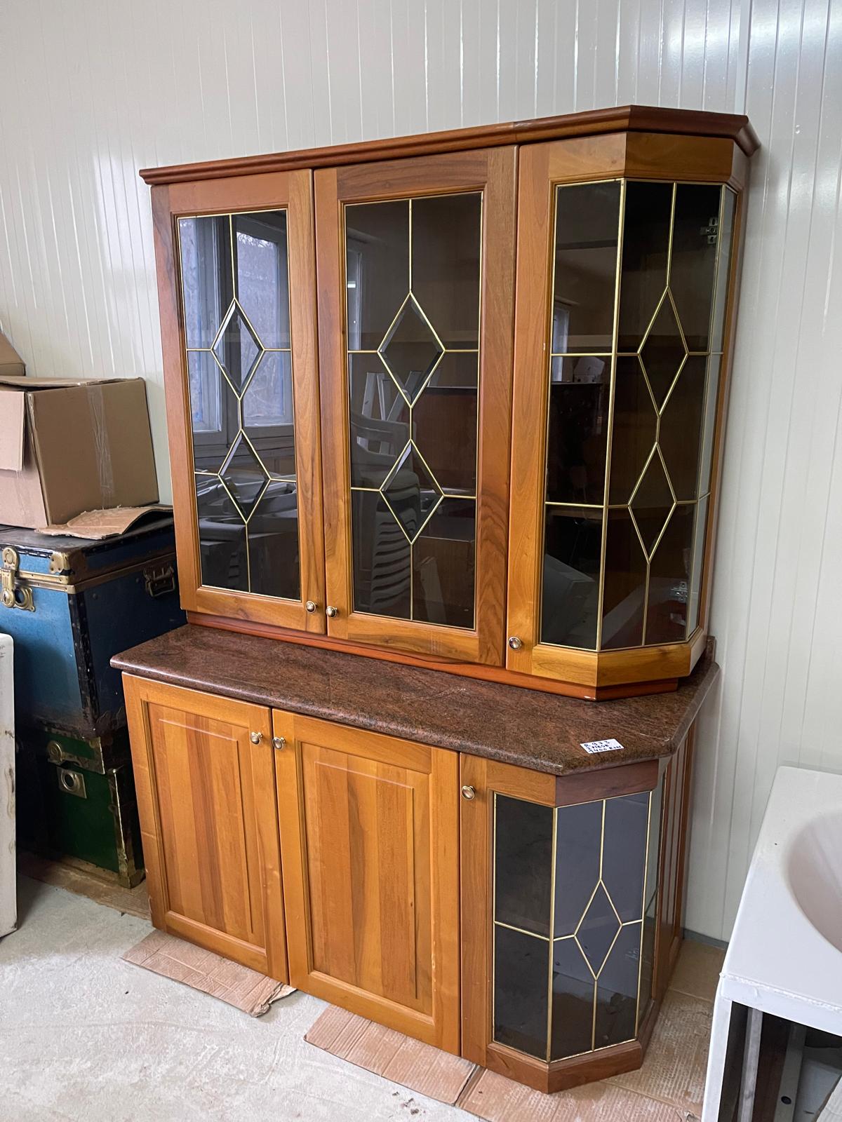 Mobilier din lemn de nuc cu marmură și vitrină made in italy R-973 - imagine 2