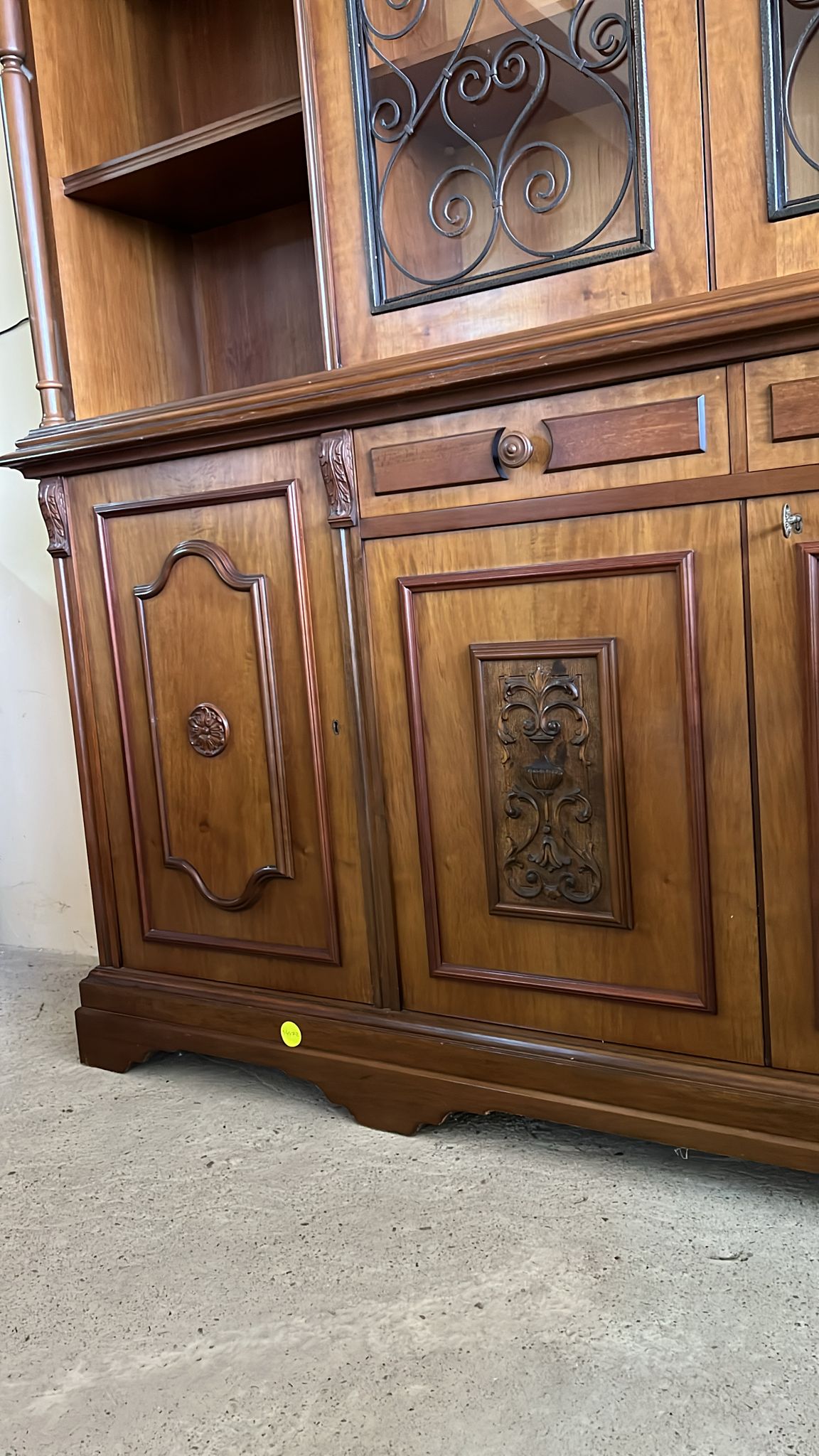 Cristalieră vintage din lemn cu vitrine metalice sh de calitate italiană S 4472 - imagine 2